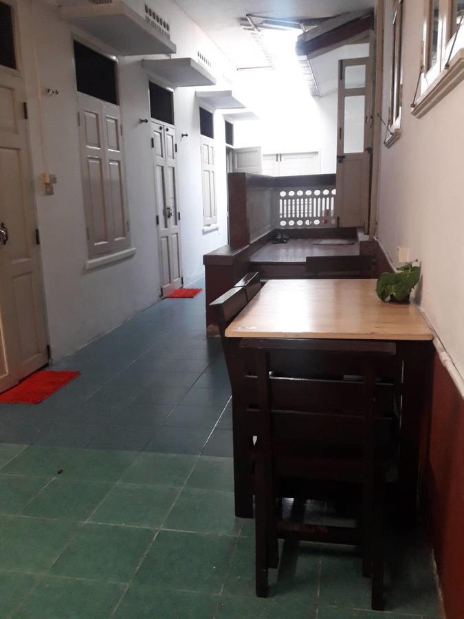 Coc Guest House & Hostel Чиангмай Экстерьер фото