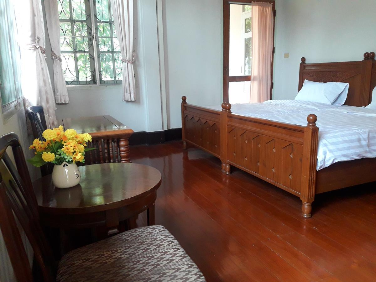 Coc Guest House & Hostel Чиангмай Экстерьер фото