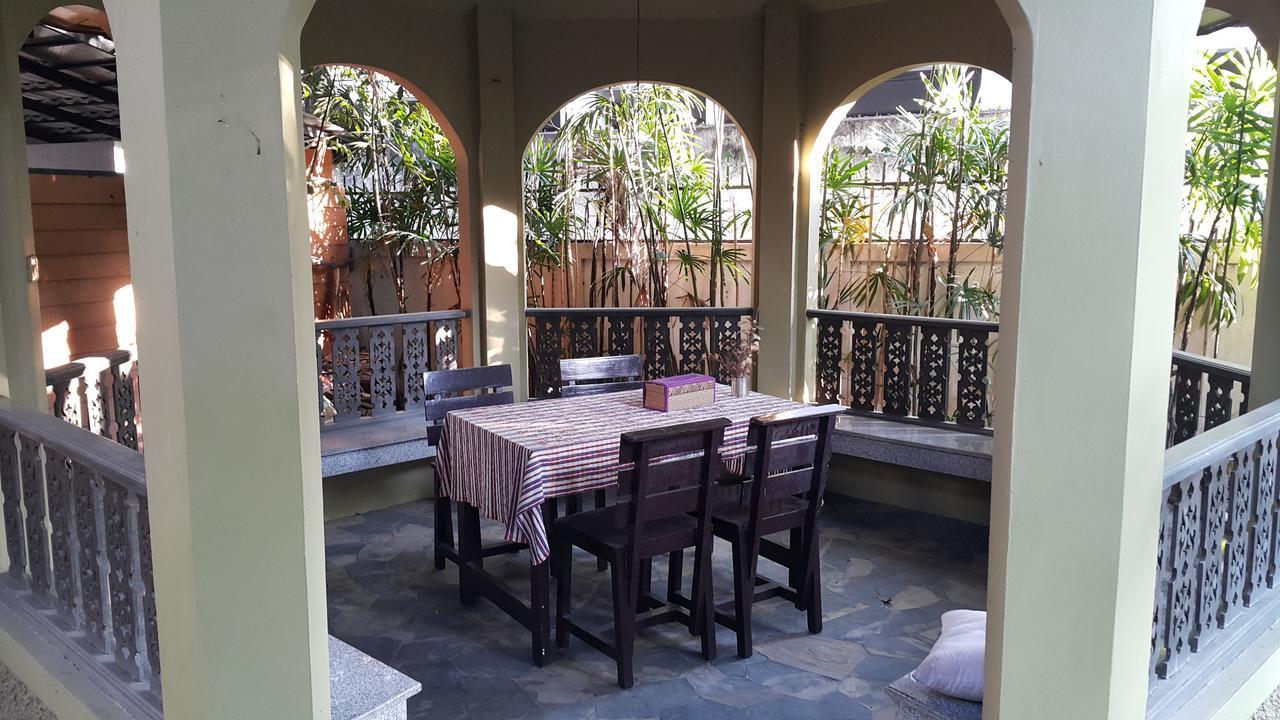 Coc Guest House & Hostel Чиангмай Экстерьер фото