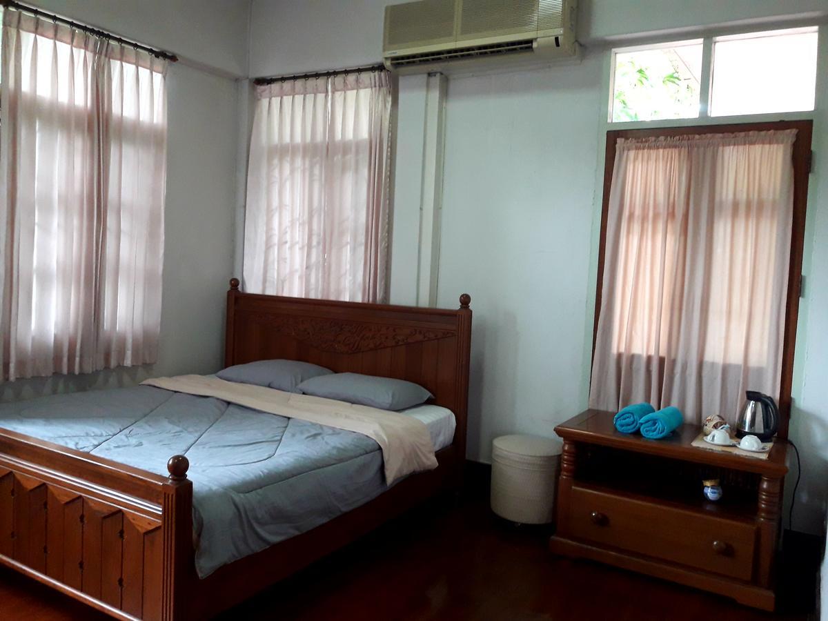 Coc Guest House & Hostel Чиангмай Экстерьер фото