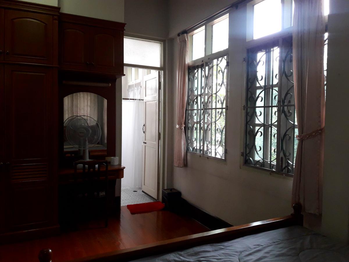 Coc Guest House & Hostel Чиангмай Экстерьер фото